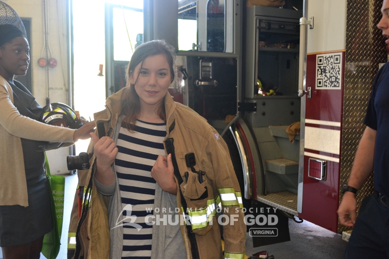 world mission society church of god virginia burke volunteers deliver home made meals firefighters 